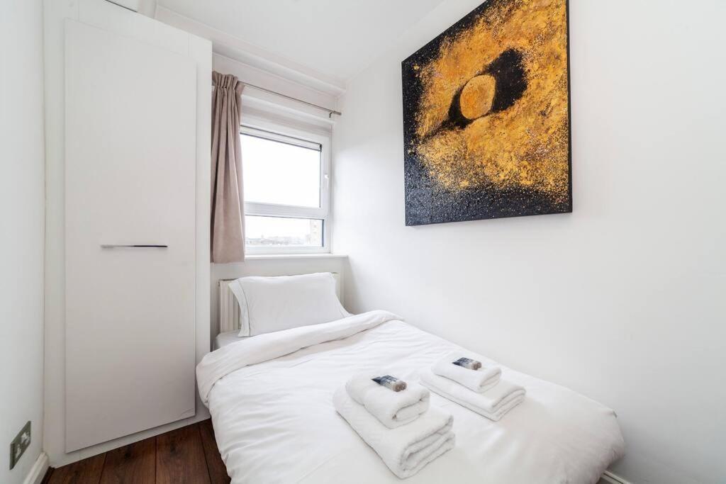 Amazing 2br Flat With View, Bethnal Londra